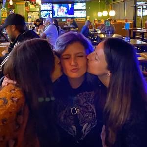 Meet your Posher, Christina